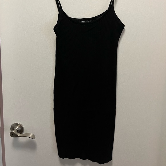 Strappy knit black dress - Picture 4 of 6